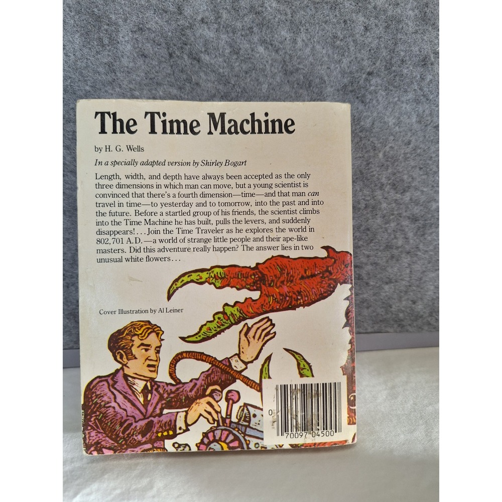 The Time Machine H.G. Wells Moby Books Illustrated Classic Edition 1987 Vintage - Picture 2 of 6